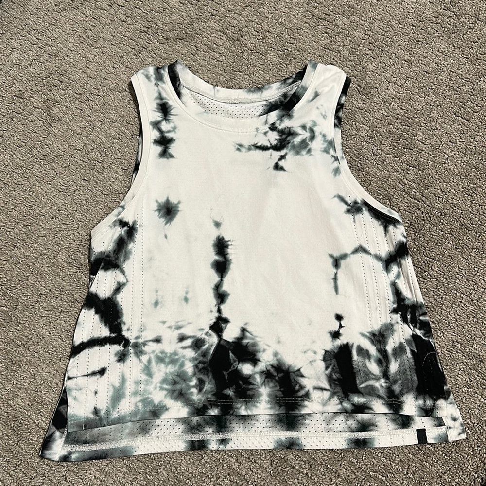 Lululemon - Train to Be Tank Top